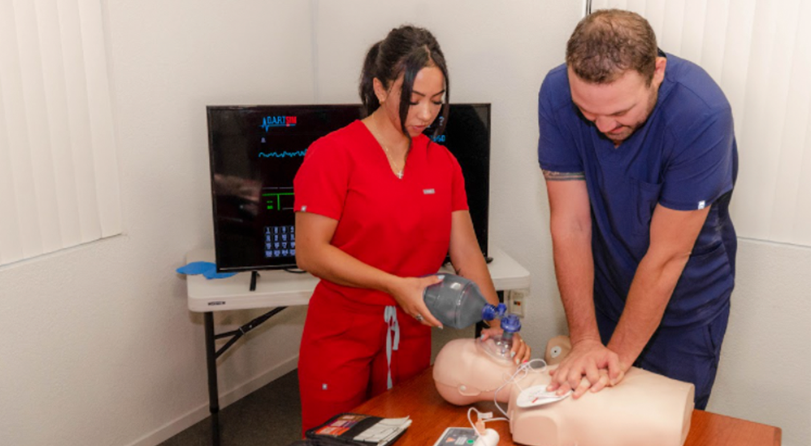 elite medical training enrolled students on how to be certified in basic life support